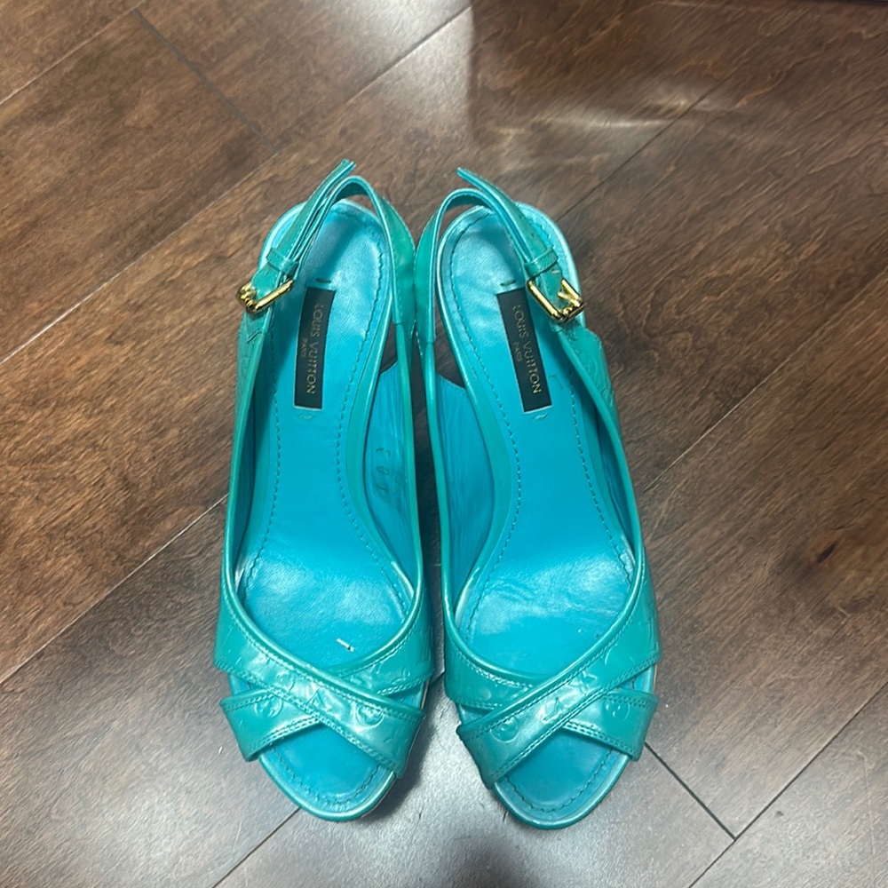 Sandals - Picture 4 of 7